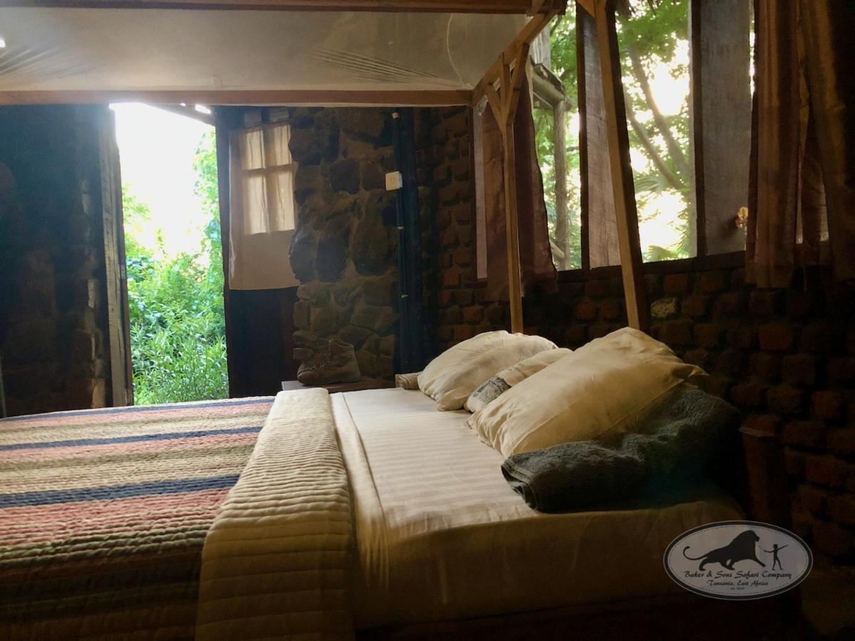 הוילה Kwangwazi Baker Safari Company מראה חיצוני תמונה