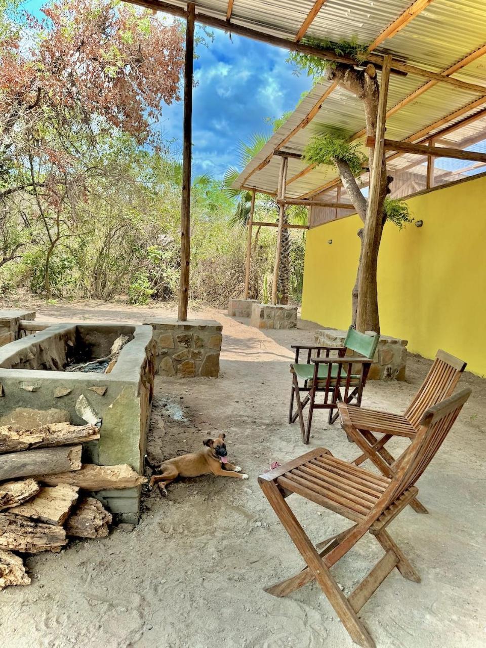 הוילה Kwangwazi Baker Safari Company מראה חיצוני תמונה